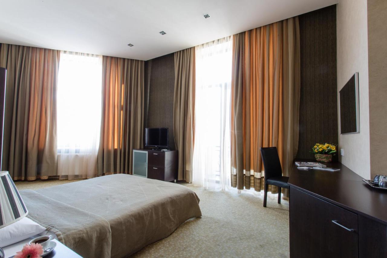Austin Hotel Baku Eksteriør billede